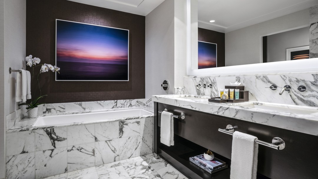 Luxury King Bathroom