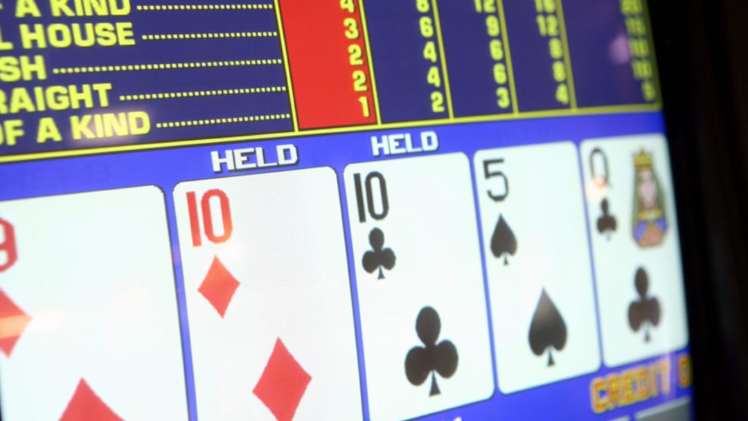 Video Poker Screen with 10 and 10 held